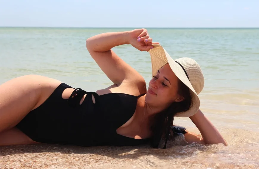 Jak prawidłowo dobrać strój kąpielowy? – Praktyczne porady