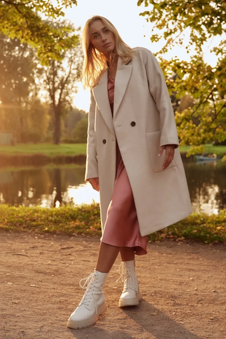 Moda z recyklingu bez kompromisów - poznaj polską markę slow fashion Revolverino